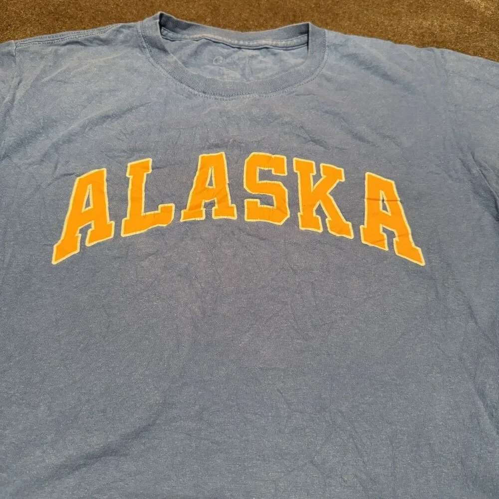 Alaska Mens TShirt M Medium Light Blue Tee Shirt Short Sleeve